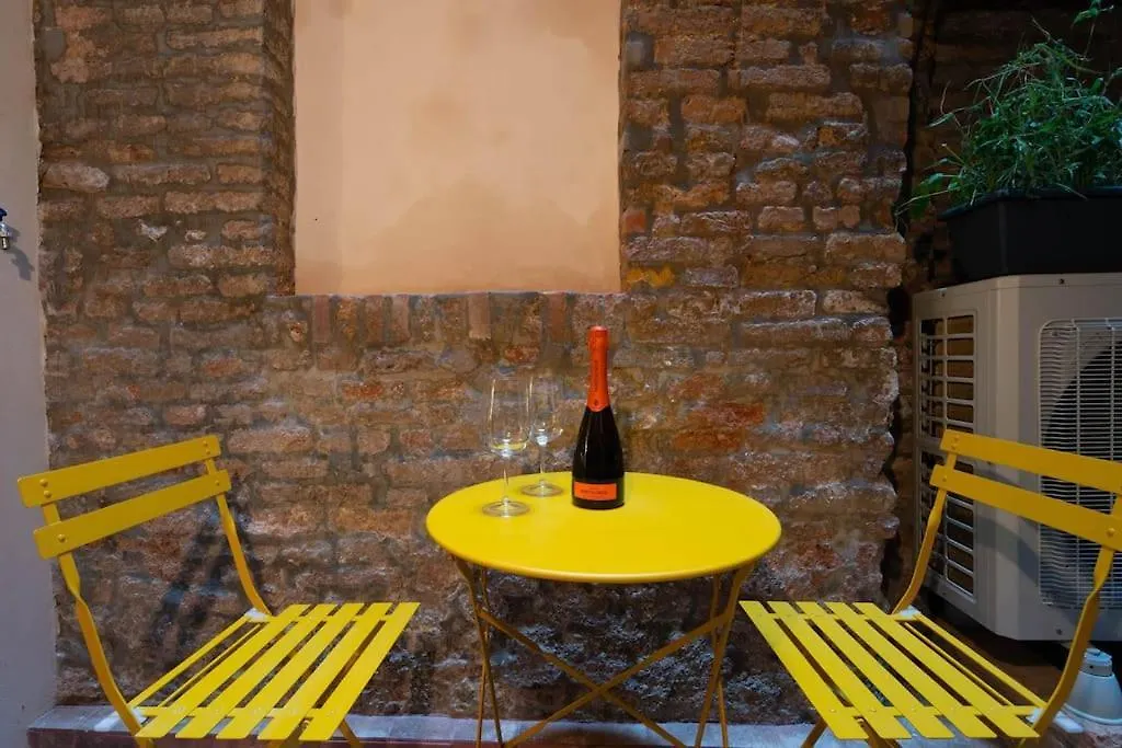 Rialto Green Design Apartment Venice 0*,
