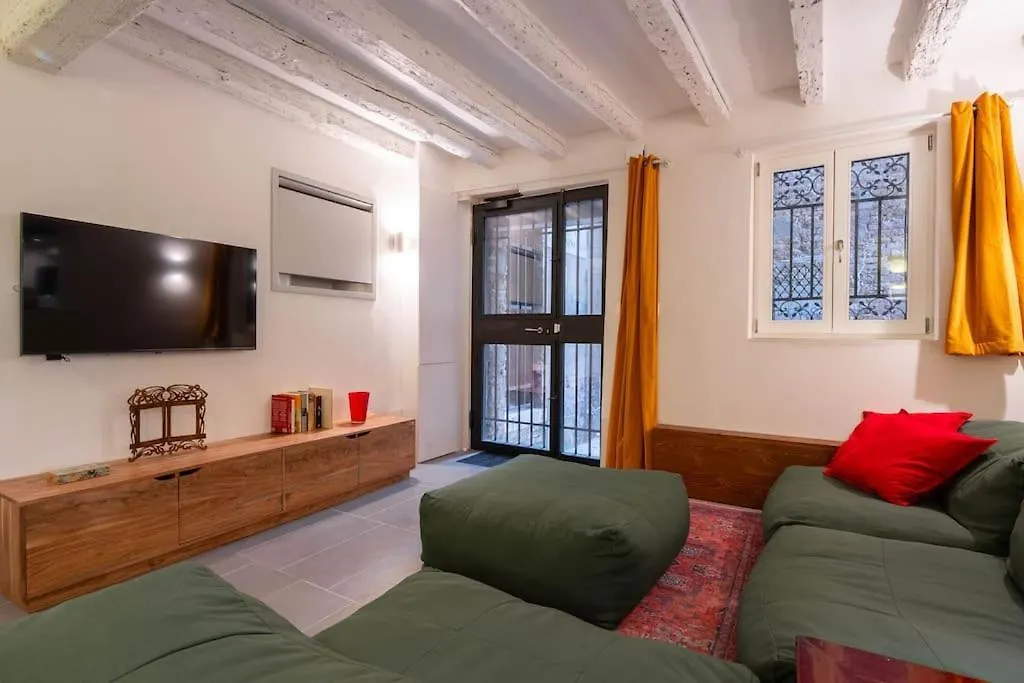 Rialto Green Design Apartment Venice