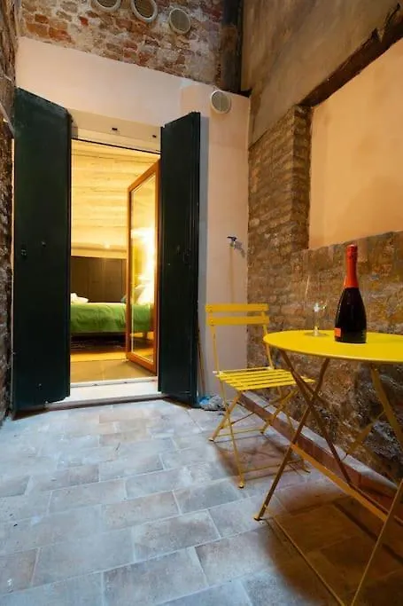 Rialto Green Design Apartment Venice